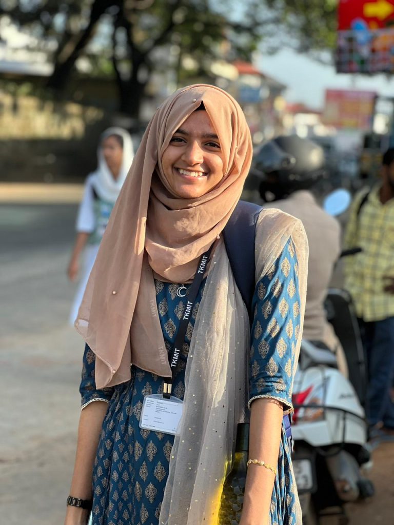 ATHIFA SALIM